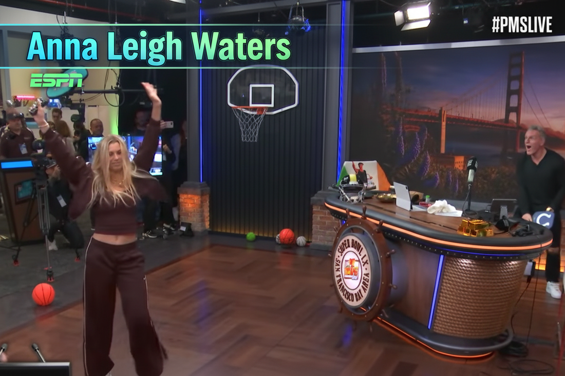Anna Leigh Waters joue au pickleball dans The Pat McAfee Show sur ESPN