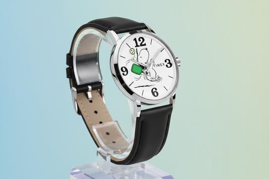 Une montre iconique lance une collaboration Pickleball x Snoopy