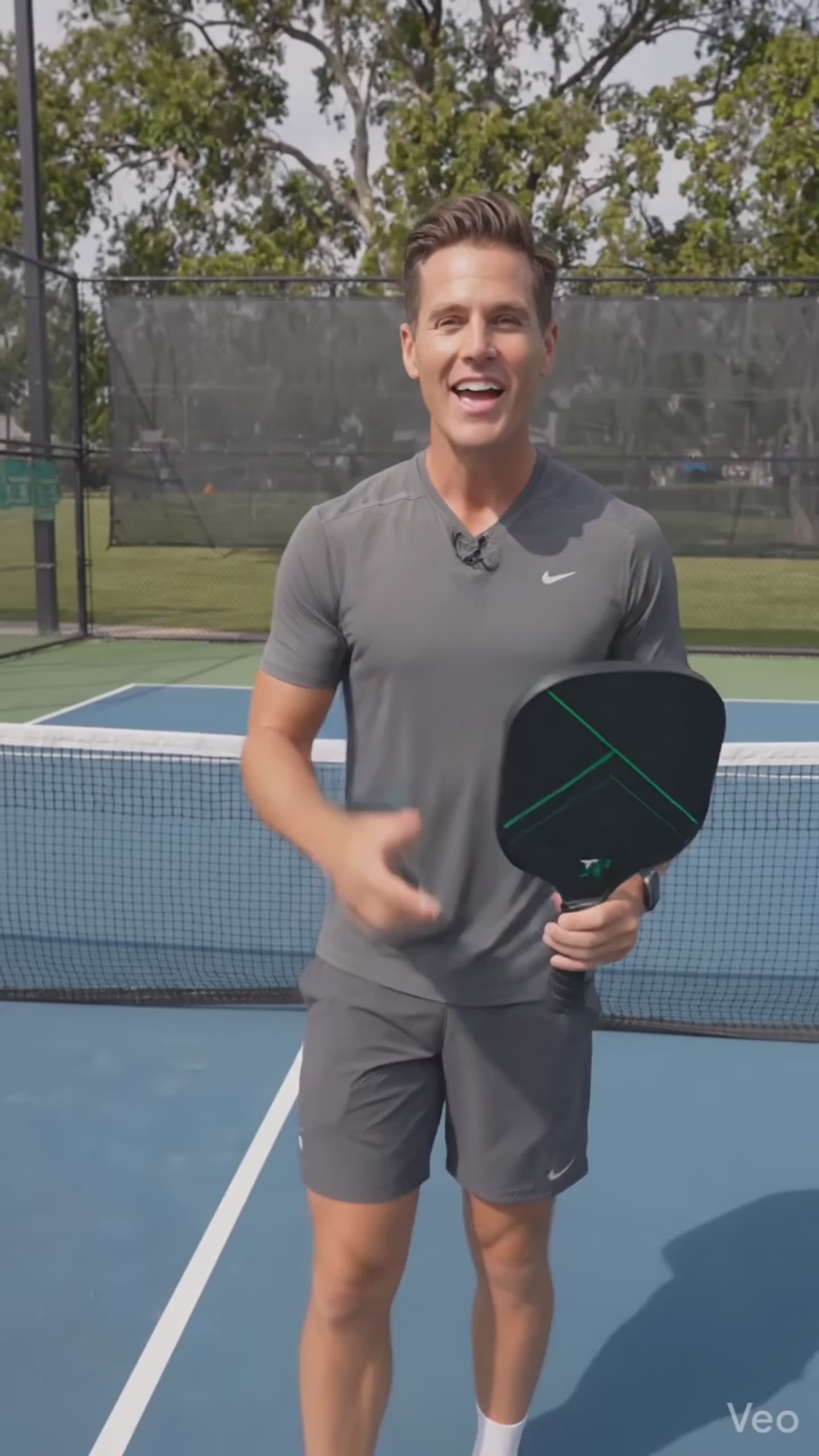 Load video: Technical specifications of the Foundation Paddle